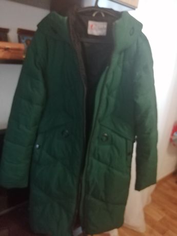 курточка зимова  жіночу розмір М