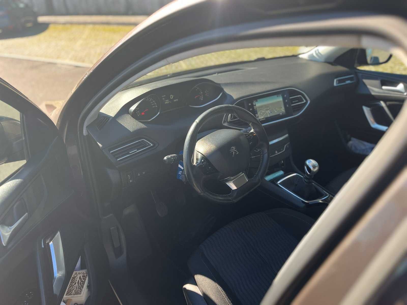 Peugeot 308 SW 1.5 BLUE HDI STYLE