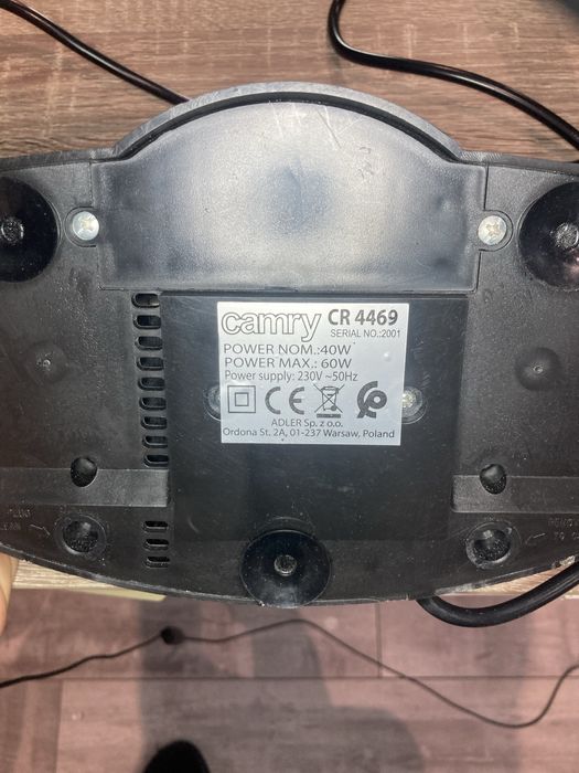 Elektryczna strzałka do noży firmy Camry