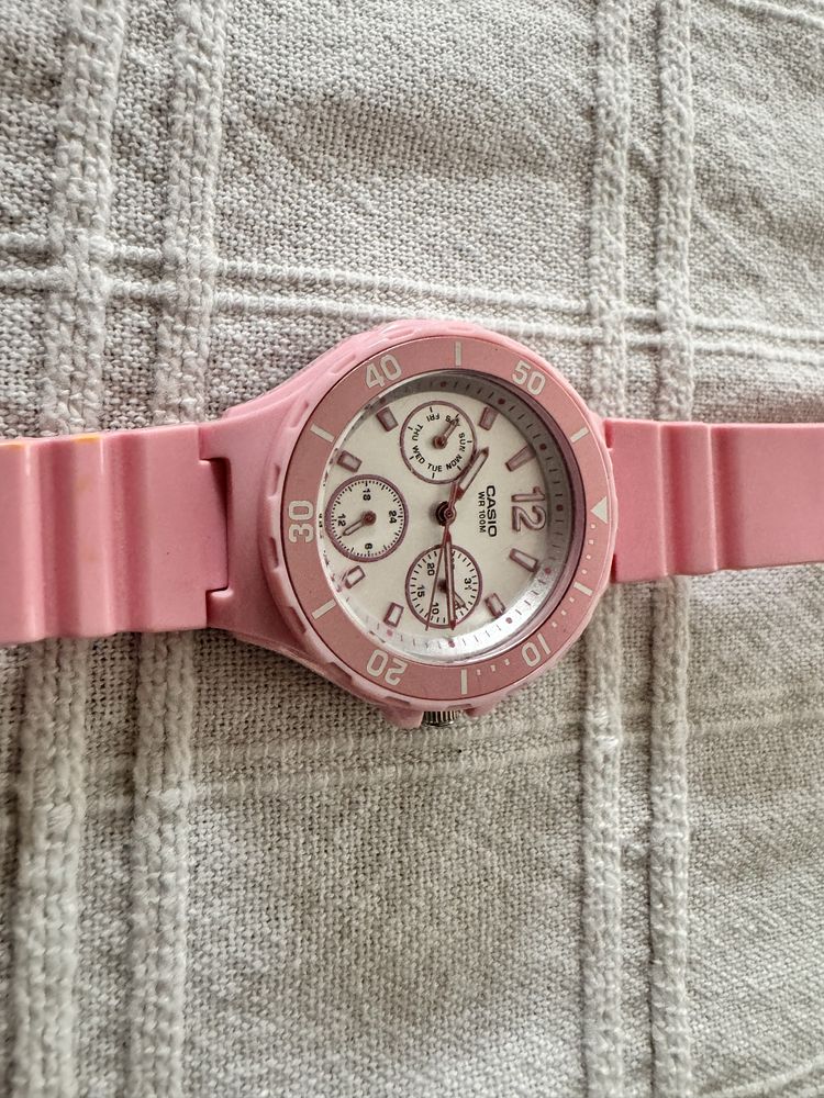 Zegarek Casio dla dziewczynki