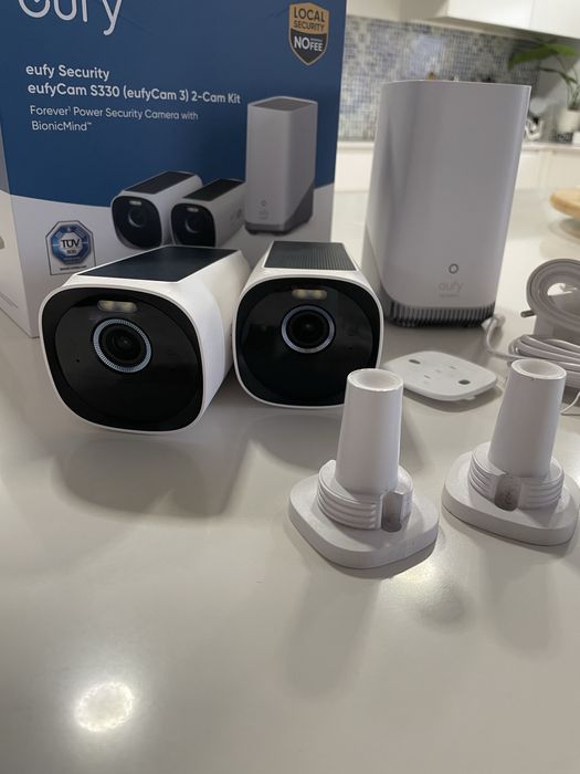 Sistema de vigilancia exterior Eufy S330