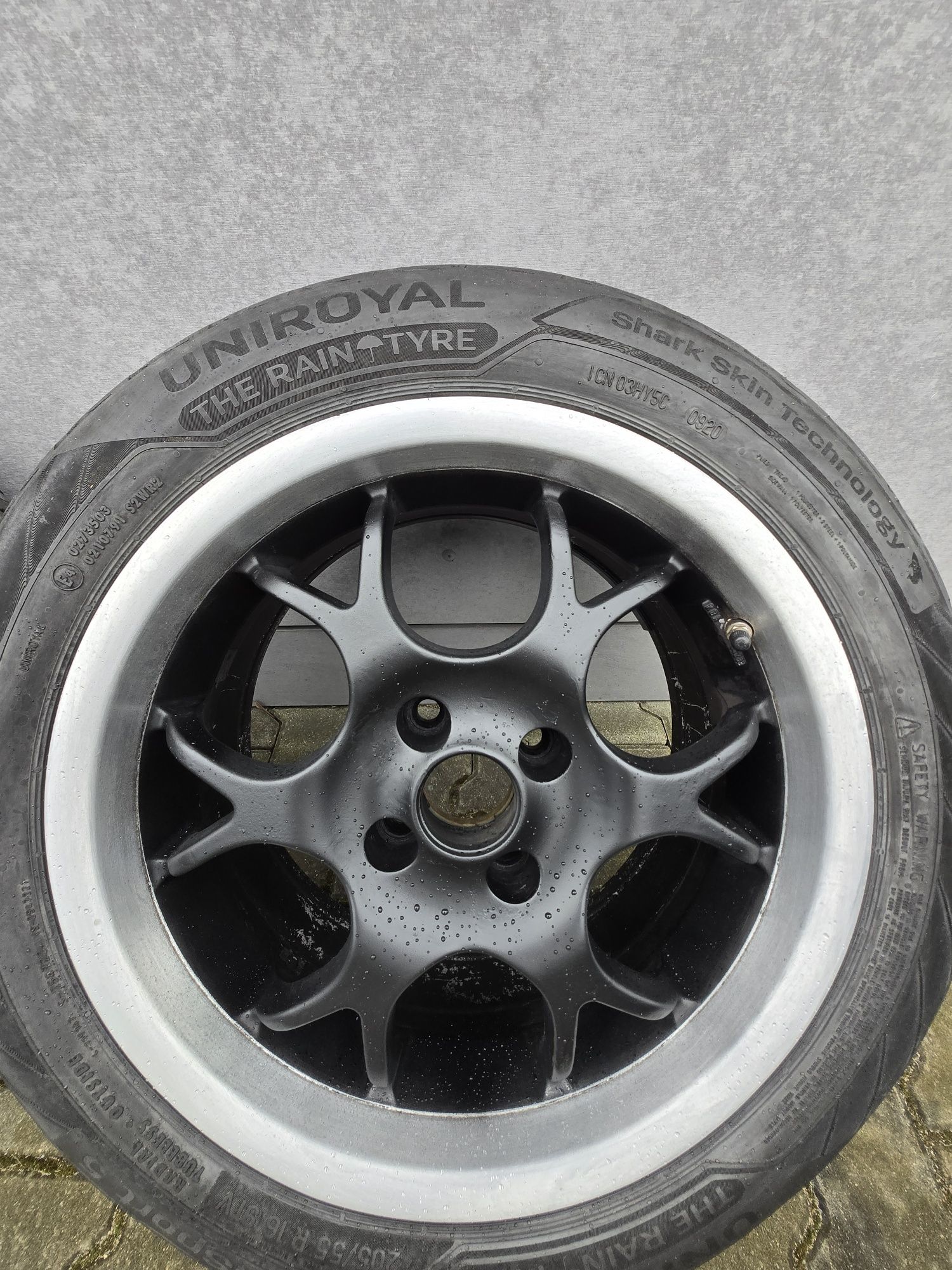 Felgi Borbrt BS rant 16" 4x100 et35 oc64