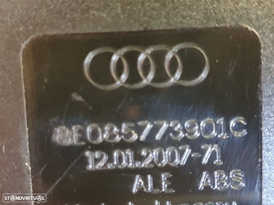 Audi a4 b7 / s-line -  /  - engate / encaixe cinto de segurança de tr