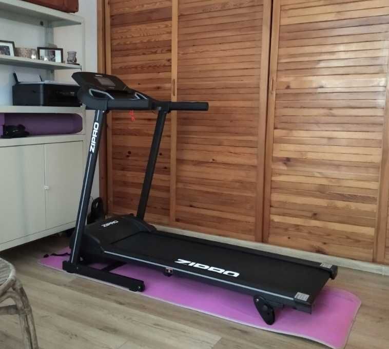 BIEŻNIA TRENINGOWA składana bieżnia elektryczna do domu