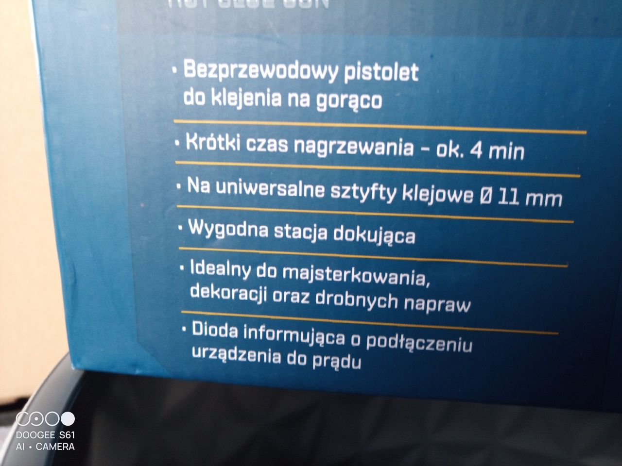 Nowy bezprzewodowy pistolet do kleju