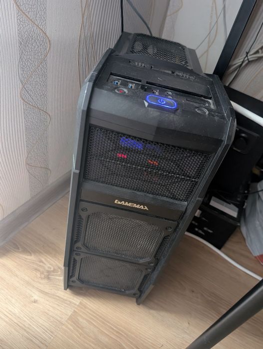 Ігровий комп'ютер, i3 10105f, rx6600m, 32ram, монітор, колонки обмін