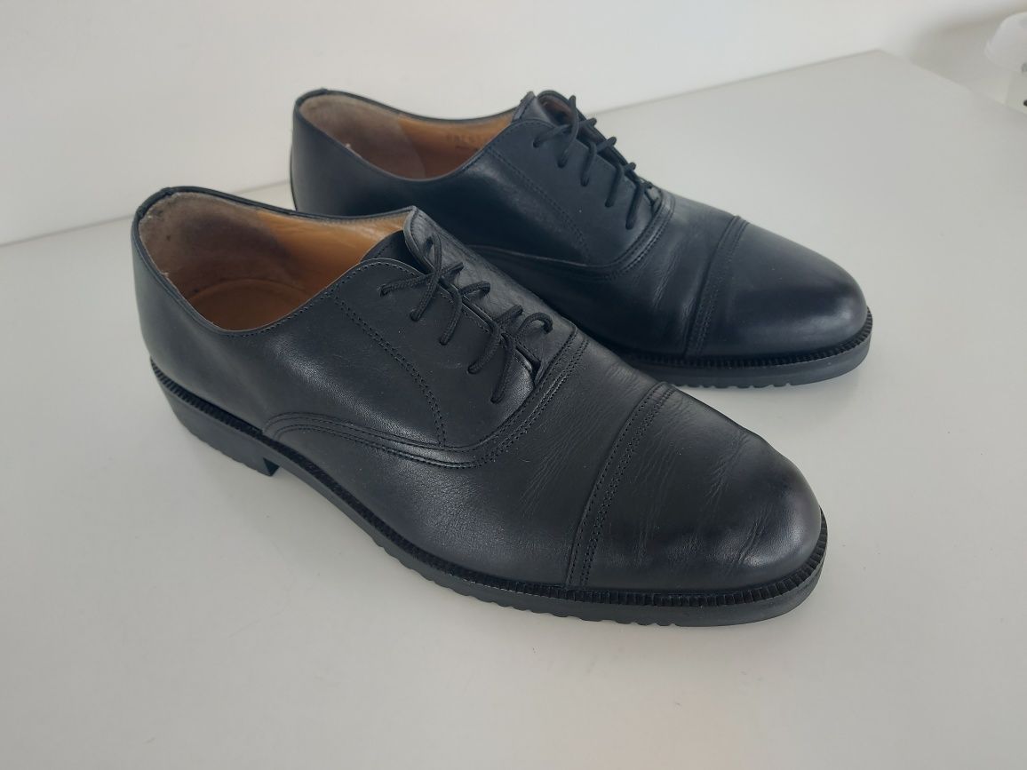 Buty męskie skórzane Bally w rozmiarze 41