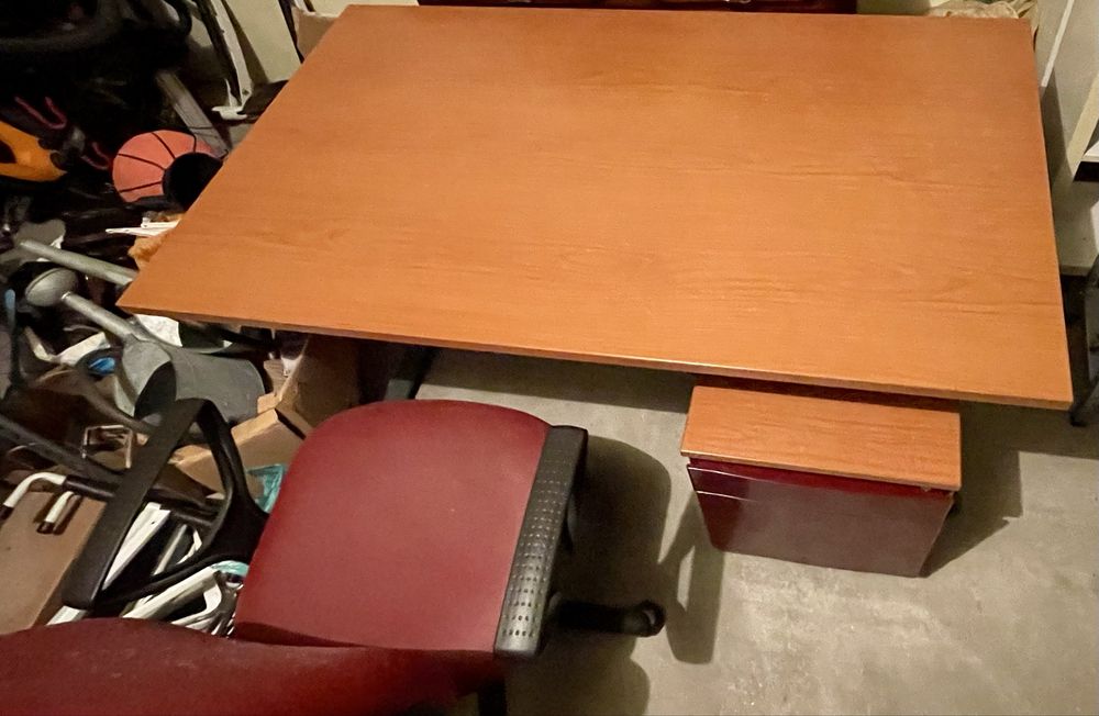 Conjunto Escritório, Secretaria + Bloco gavetas + cadeira