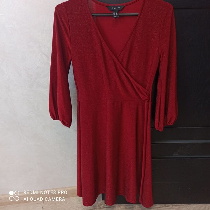 Сукня жіноча на запах