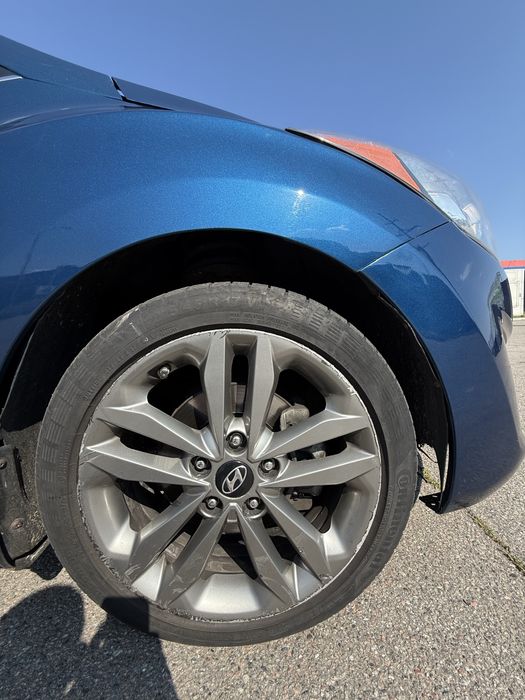 Hyundai Elantra GT 2.0 автомат