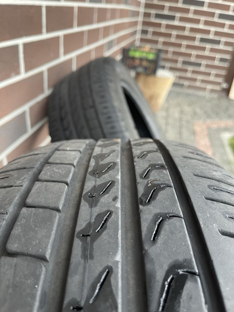 Шини резина 215/55 R17 Pirelli Cintutato P7