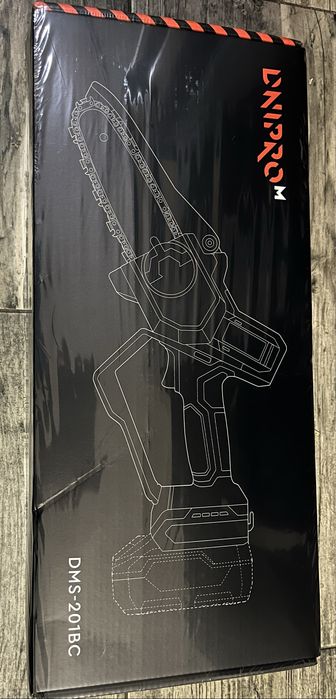 Акумуляторная пила Днипро М