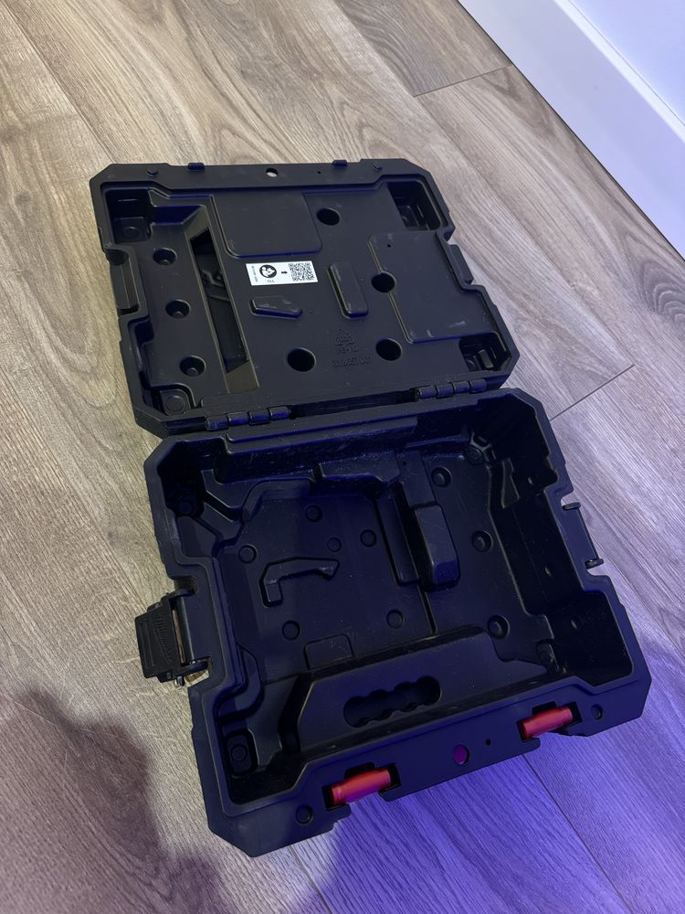 Laser Milwaukee CLL-C walizka