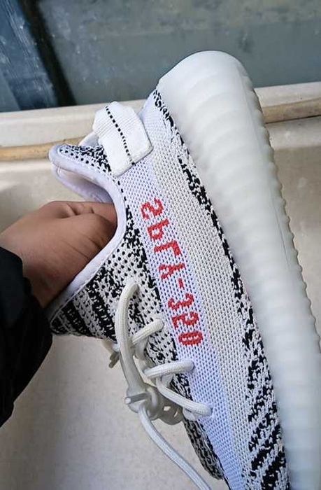 adidas Yeezy Boost 350 V2 Zebra EU44