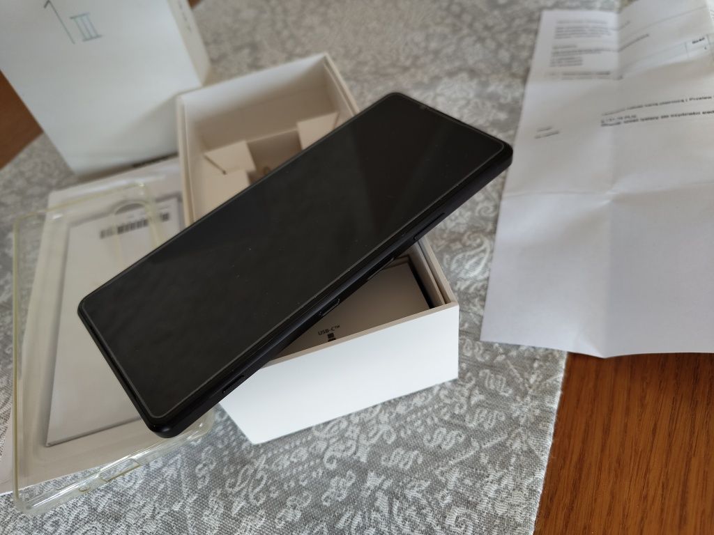 Sony Xperia 1lll 12/256 ideal