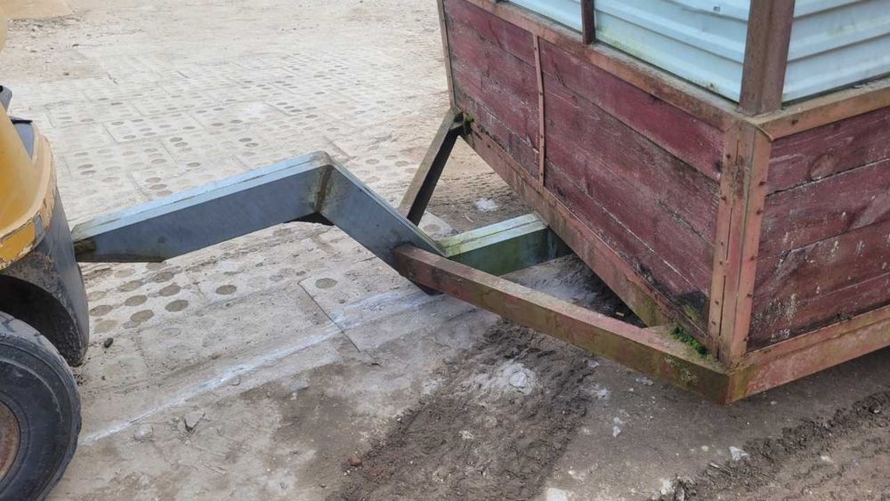 Przyczepa rolnicza  1-osiowa 4-5Ton