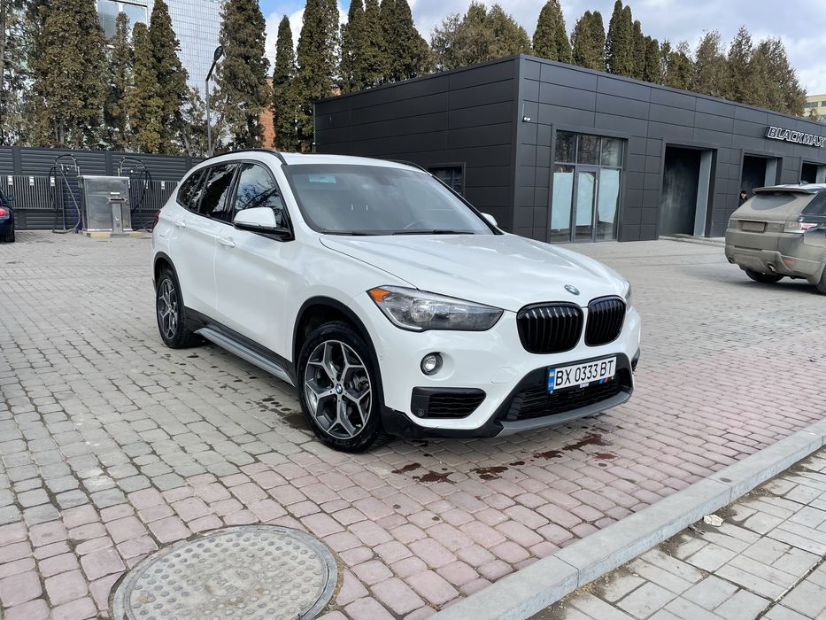 Продам авто Bmw x1 2017