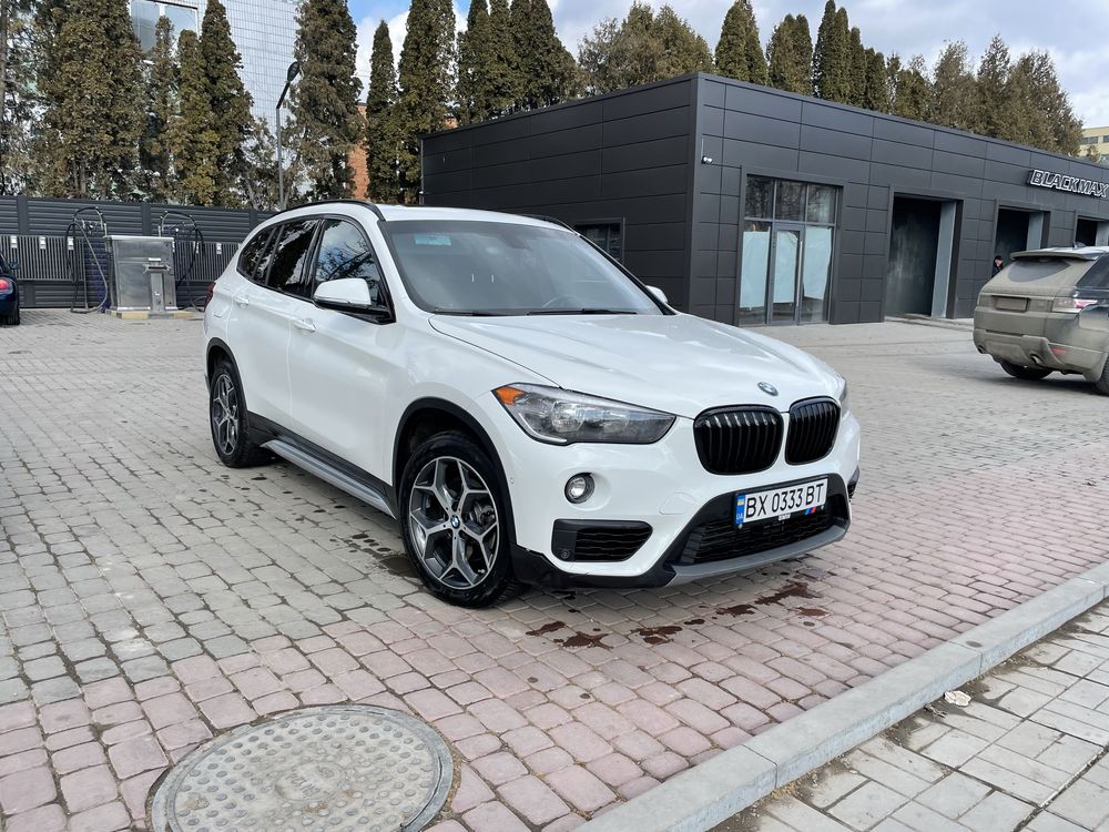 Продам авто Bmw x1 2017