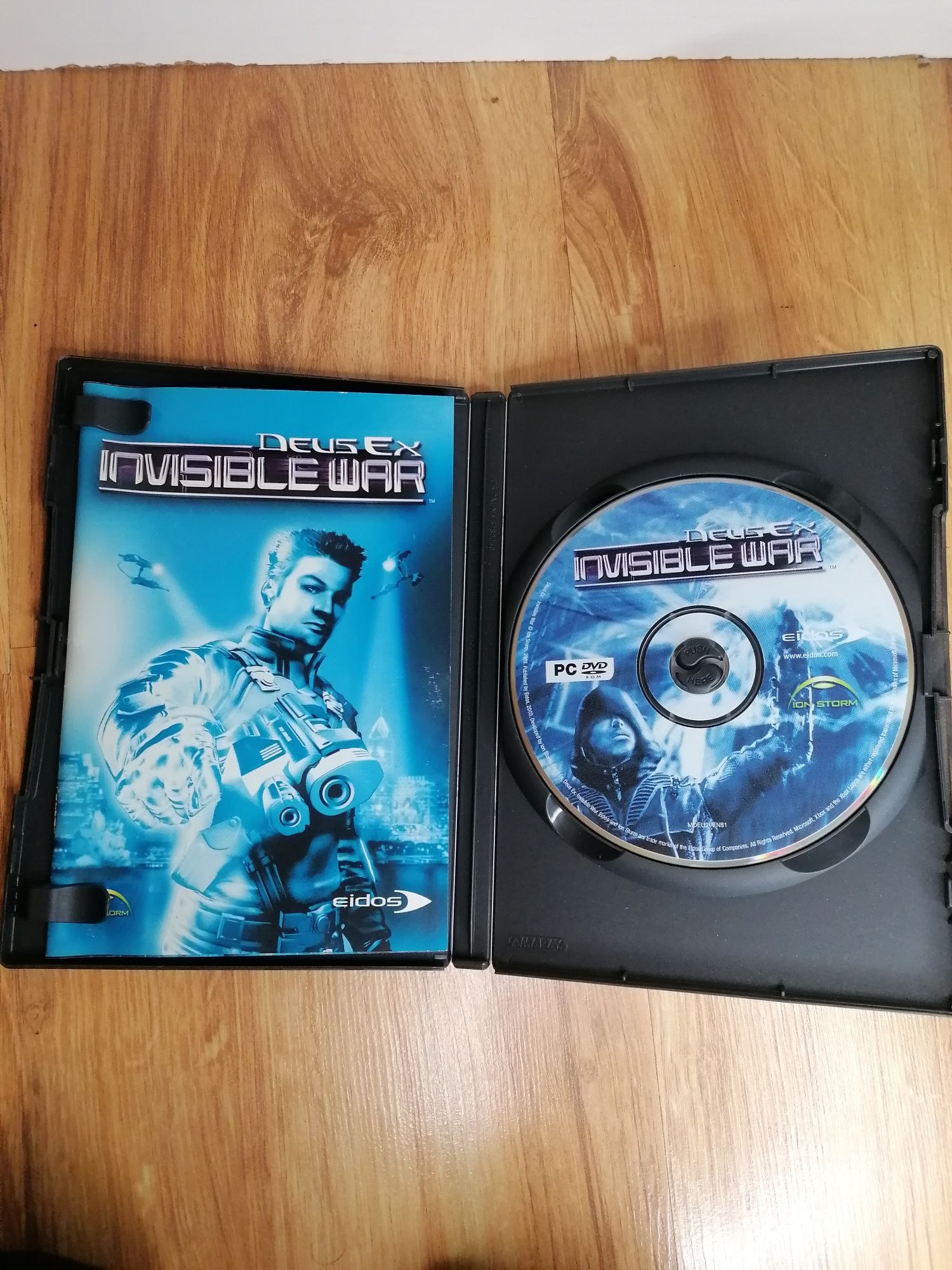 Gra Invisible War Deus Ex na pc