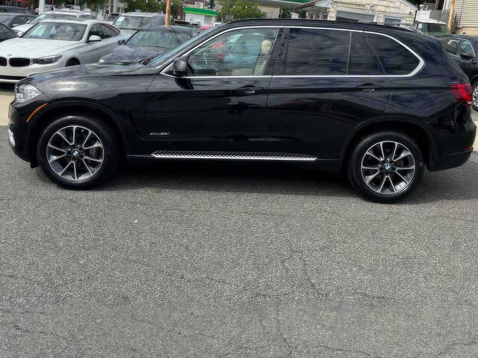 BMW X5 xDrive35i      2014