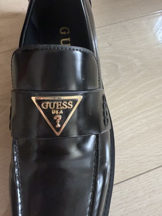Лофери Guess 38 розмір