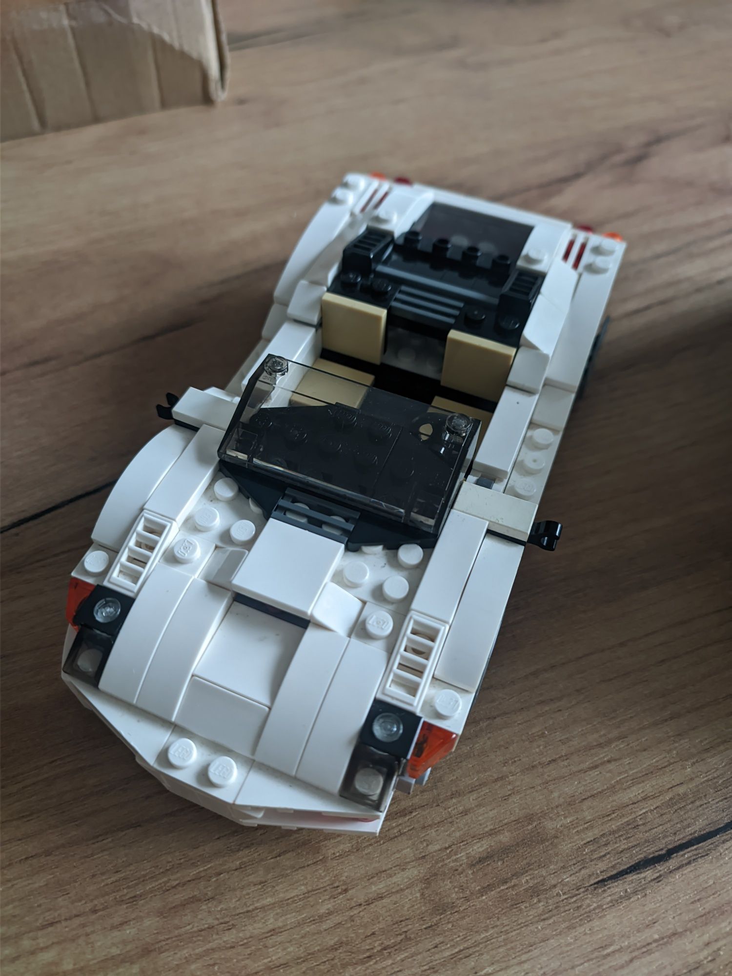 Lego kamper 60283 i lego creator 31006