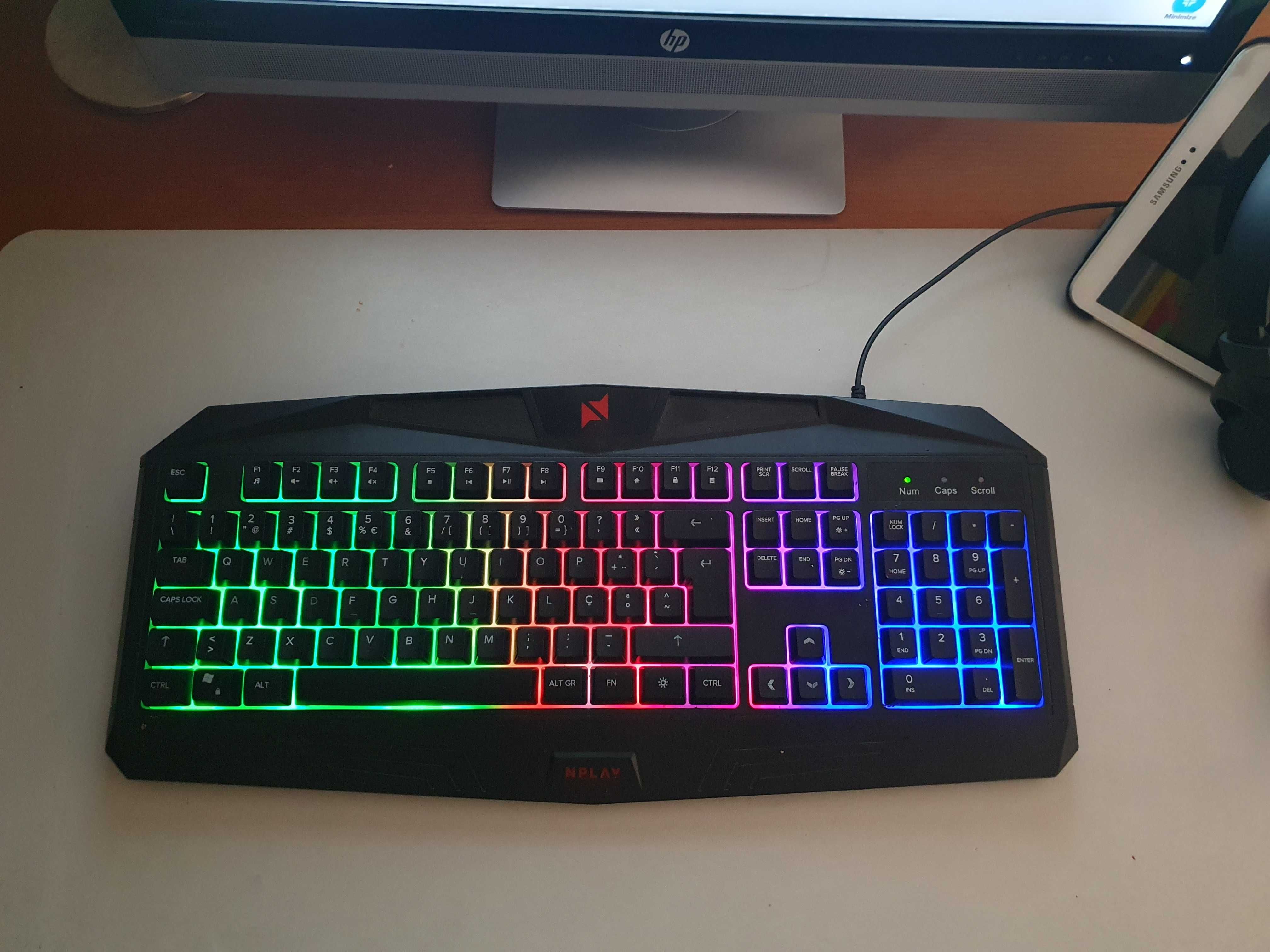 Teclado Gaming NPLAY Control (cor preto – teclas iluminadas)