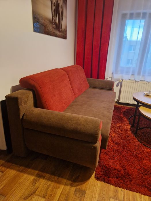 Kanapa bardzo wygodna