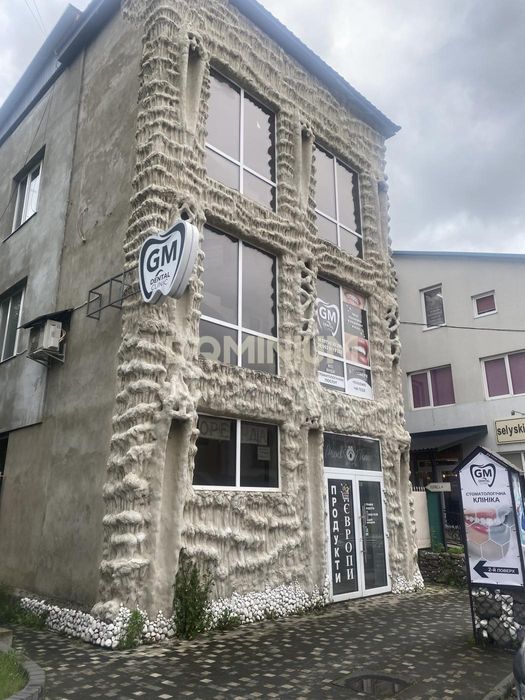 Комерційна пропозиція!! Оренда приміщення в центрі Хуста!