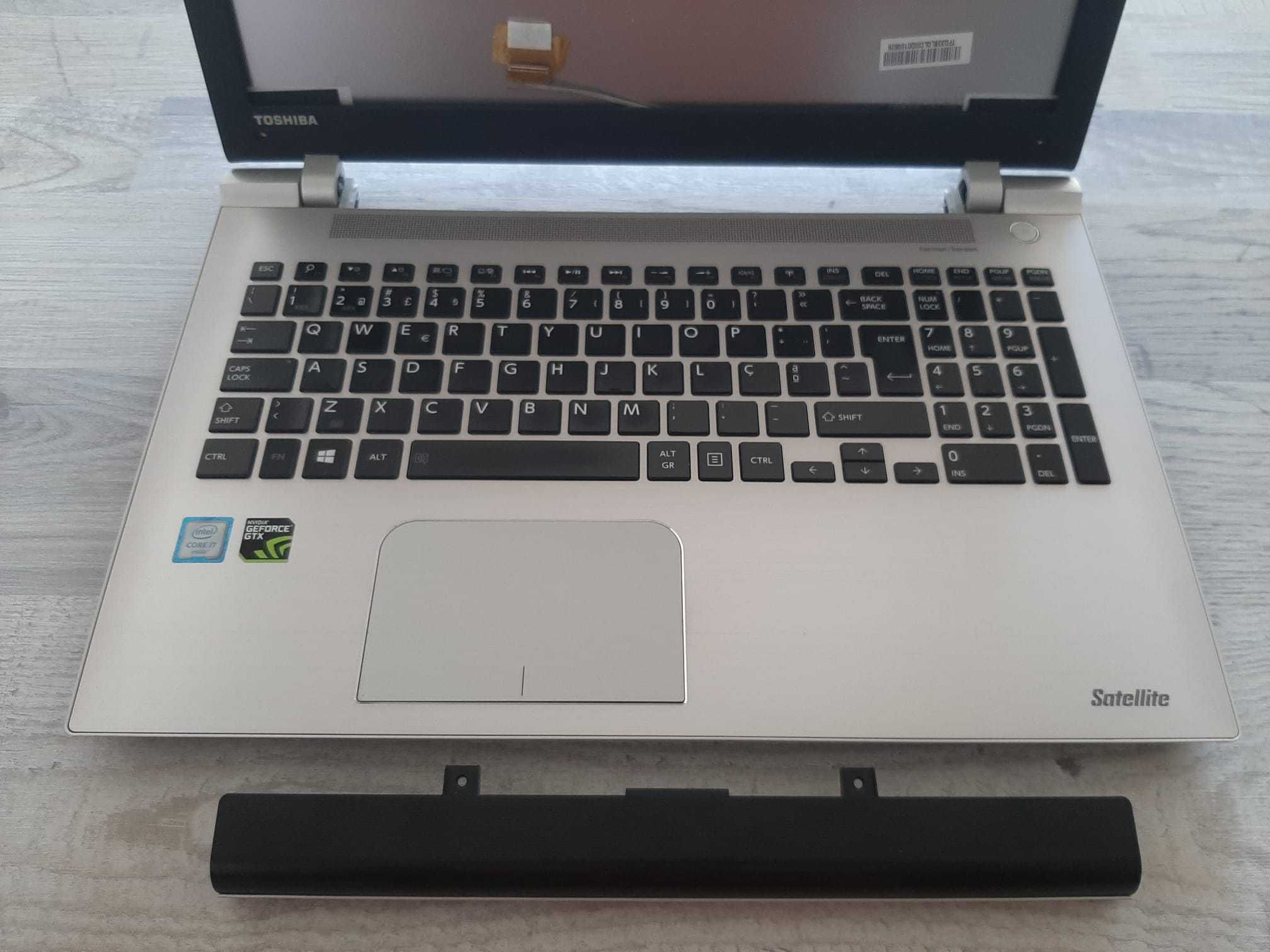 Toshiba Satellite P50-C-16R p/ PEÇAS