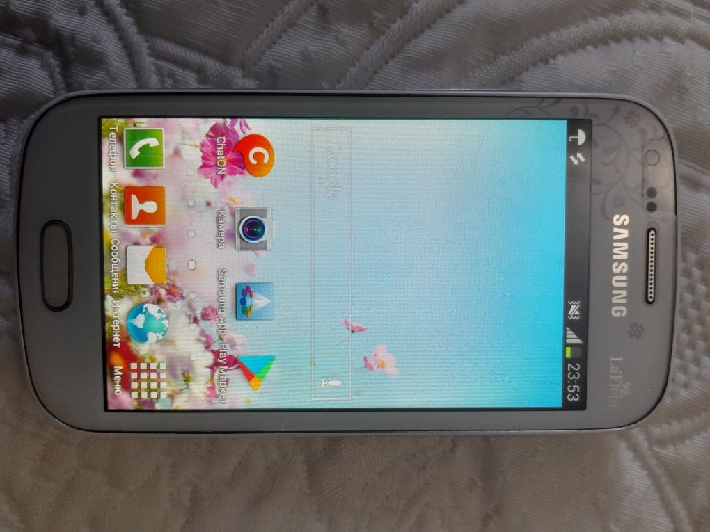 Телефон Samsung la fleur GT-S7562