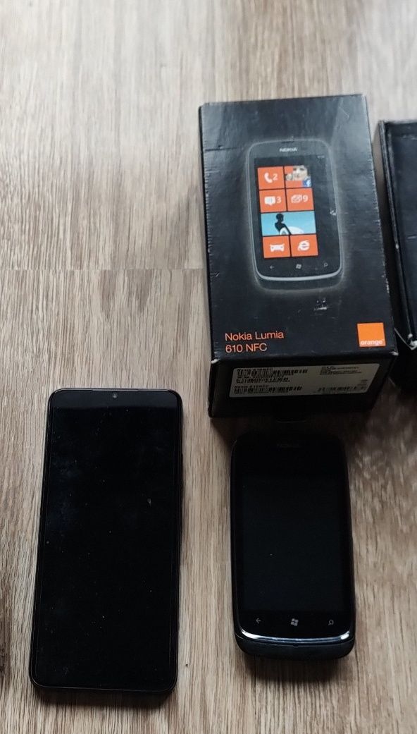 Mix 7sztuk telefonów uszkodzone i działające