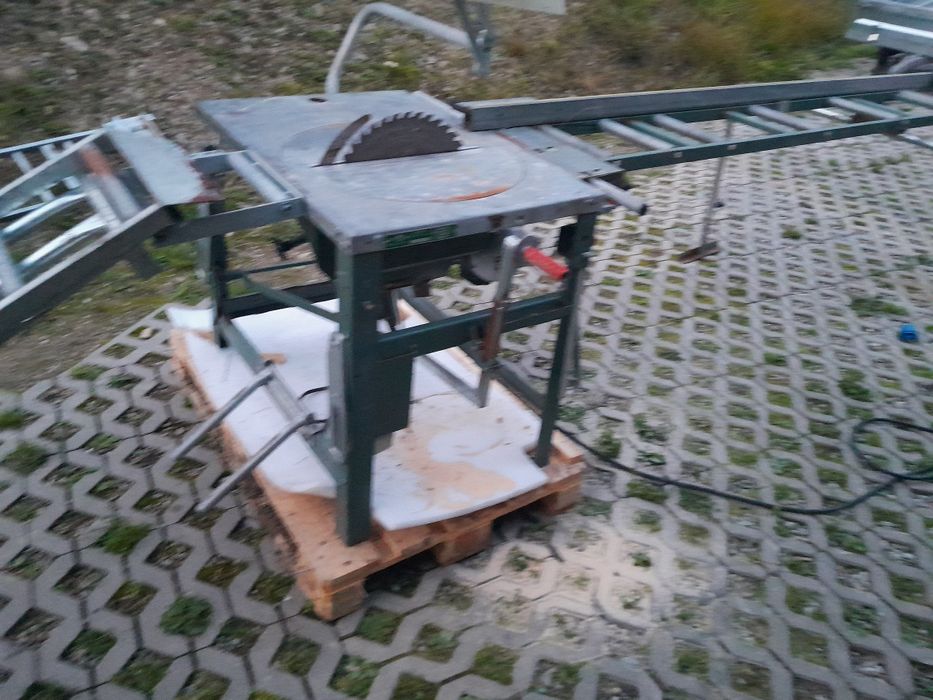 Cyrkularka krajzega piła stołowa