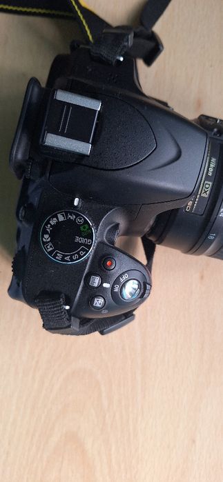 Nikon d 3200 como nova