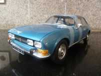 1:18 Norev, Peugeot 504 Coupe (côr rara), AutoArt Minichamps