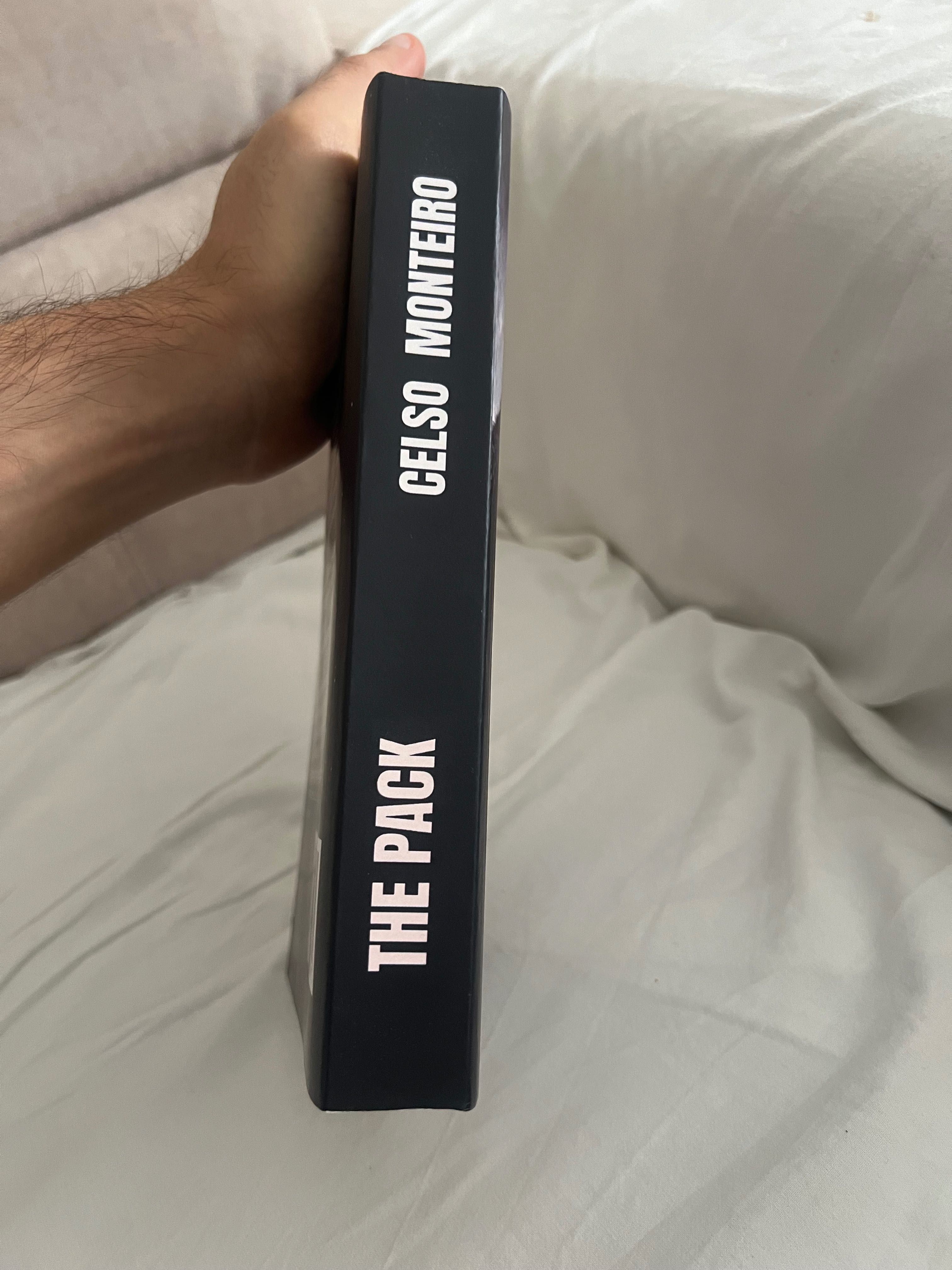 Livro The Pack Celso Monteiro