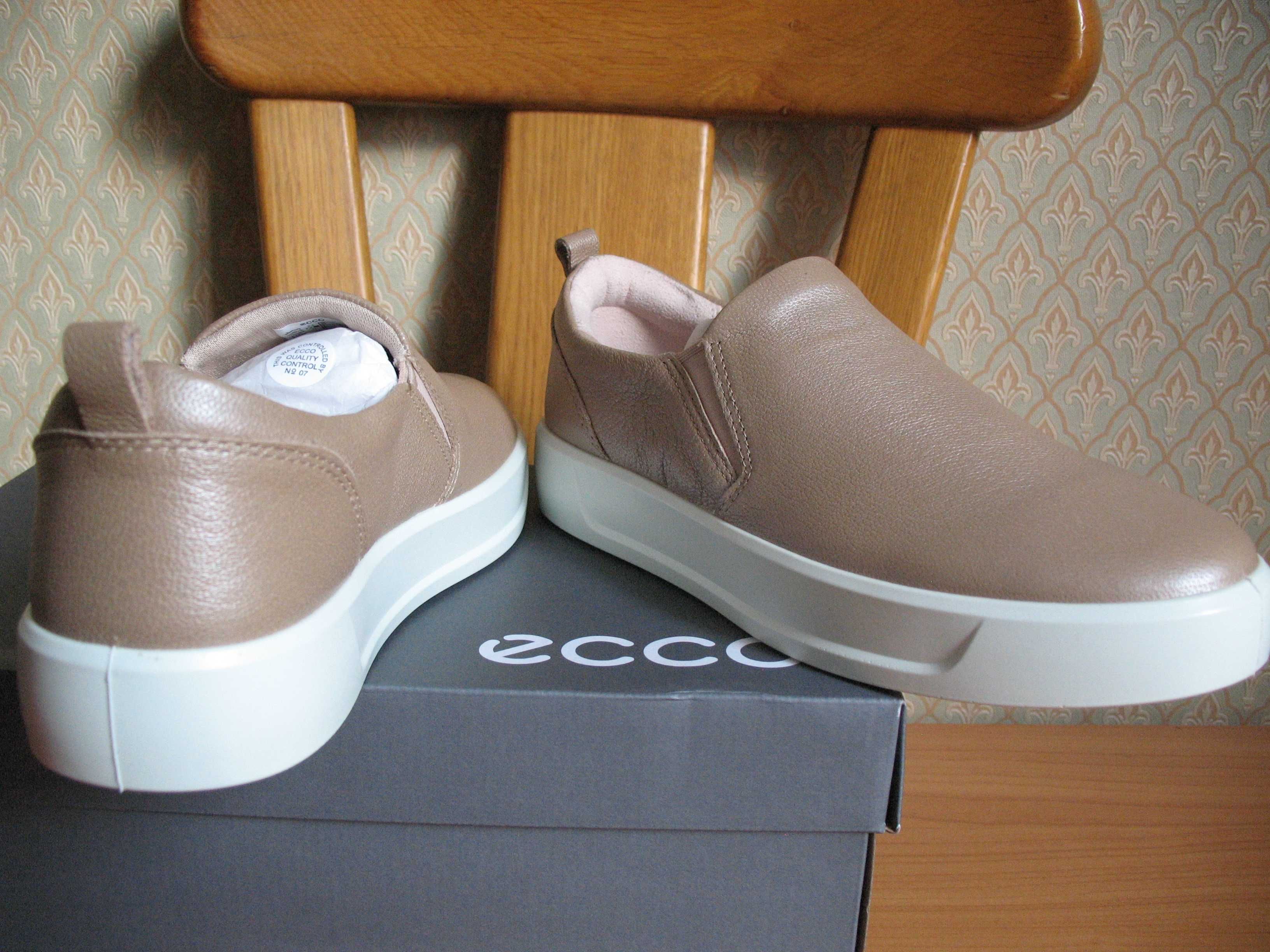 Детские туфли слипоны ECCO SOFT 8,    39 размер