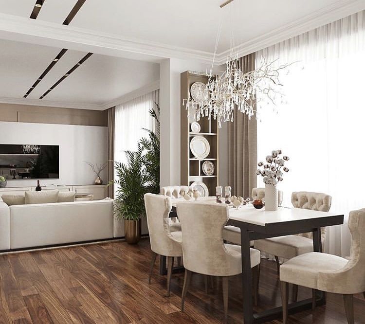 Подобова на Пр Свободи у Львові з видом на Оперу