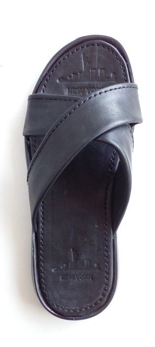 розпродаж шкіряни чоловічи тапки та  босоніжки