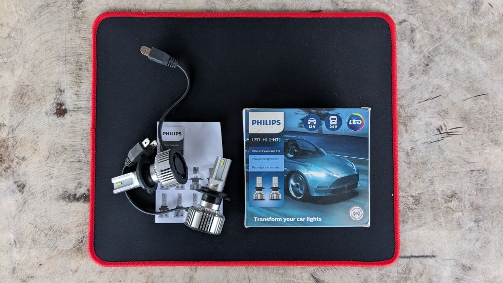 Philips Ultinon Essential LED H7 лампи світло фари 12/24V