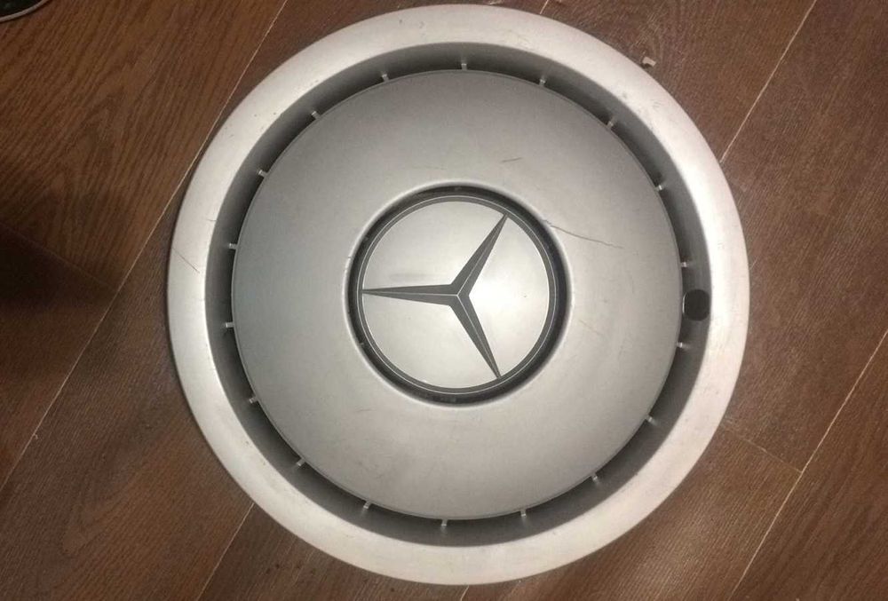 Колпаки для Mercedes Benz     201 401 02 24