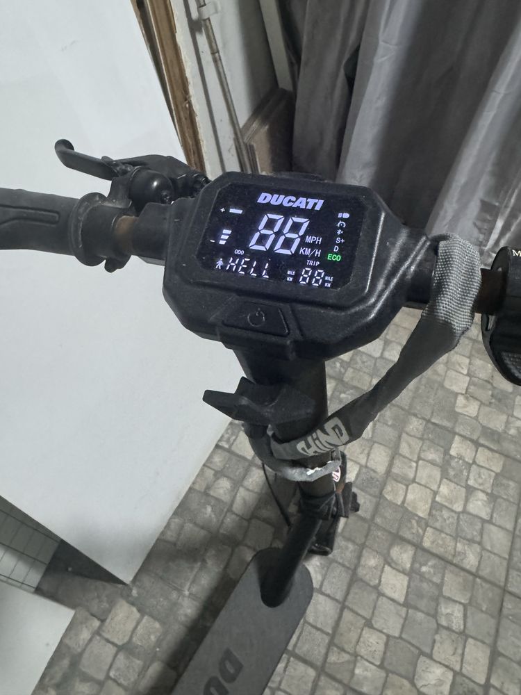 Trotinete ducati pro 2 plus