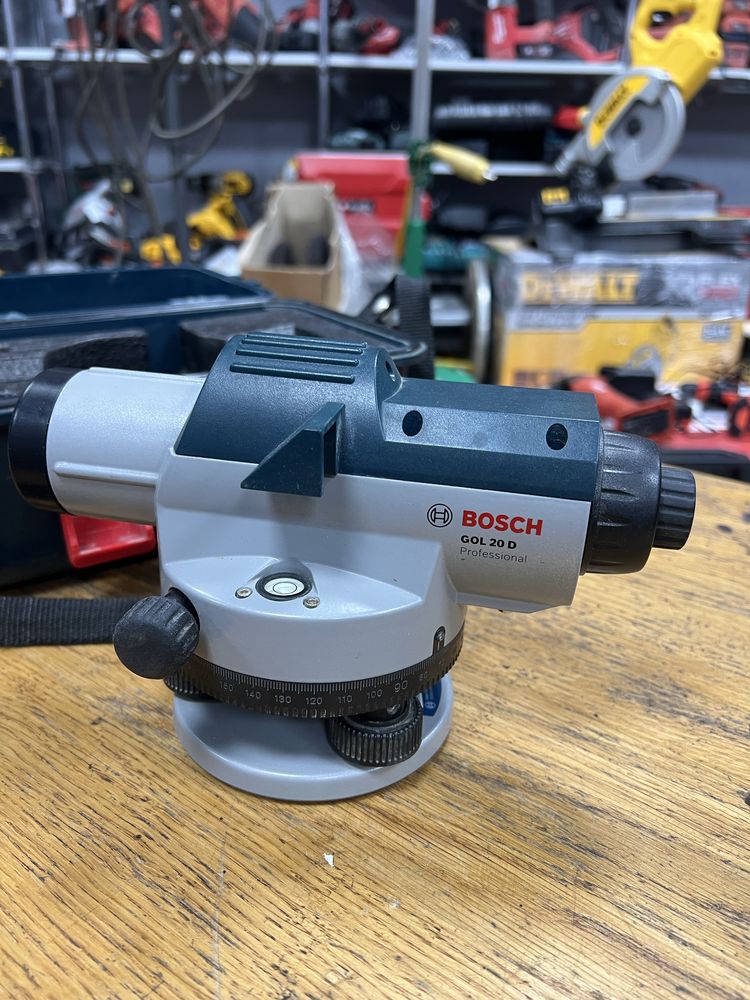 Нивелир нівелір Bosch GOL 20 G