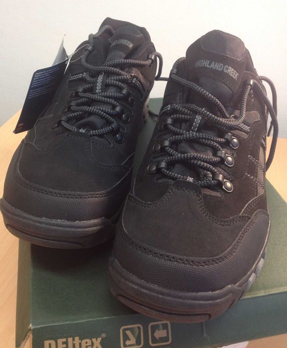 Buty Highland Creek - jedna para - różne numery lewy 45, prawy 46