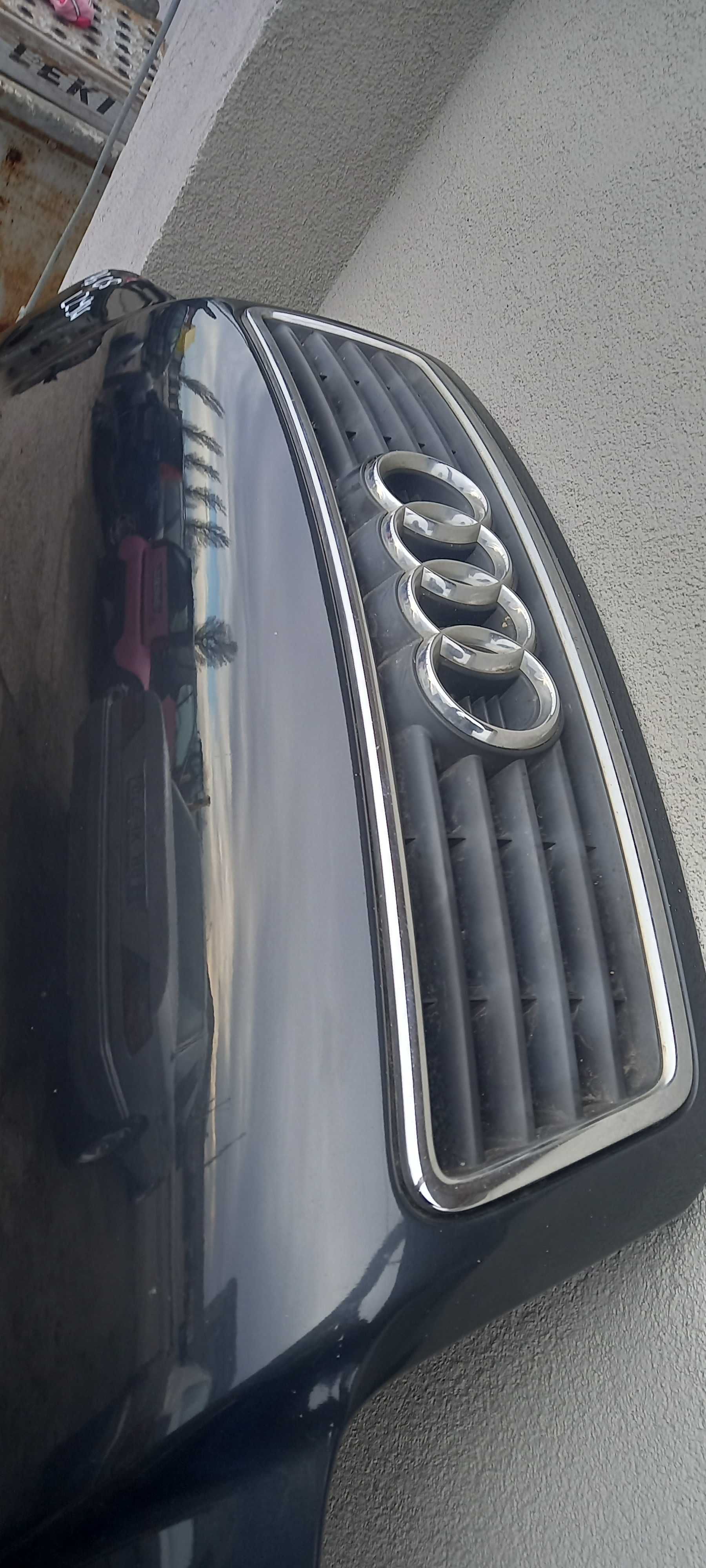 Maska Audi A6 C5 LZ9W przed liftem