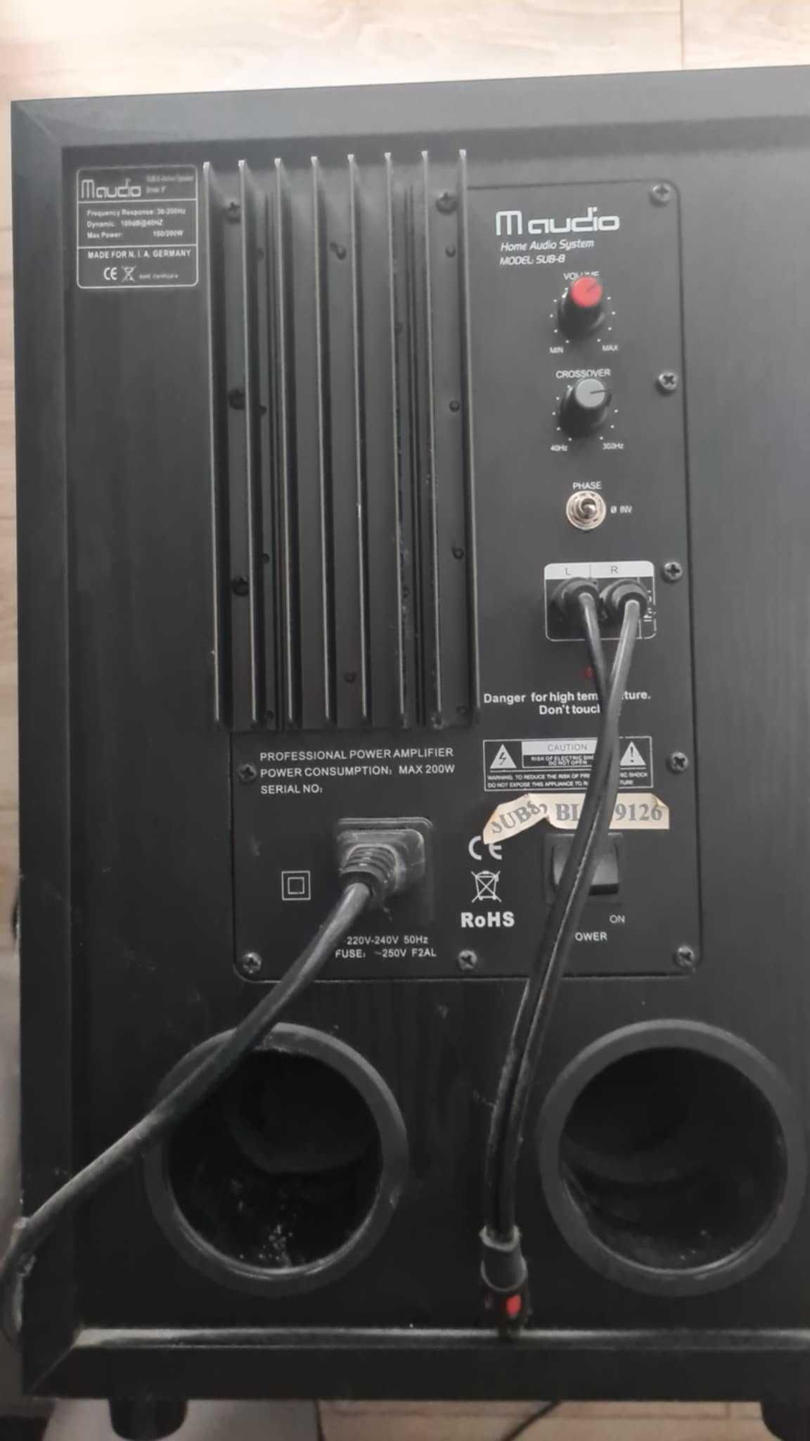 Kino domowe Amp ONKYO TX-SR307 Kolumny M-Audio HCS-9950 + Subwoofer