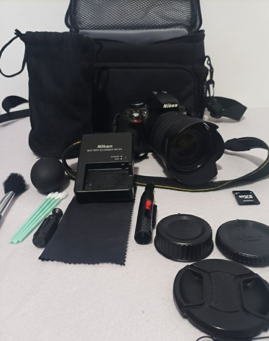 Nikon D3300 + Obiektyw 18-105 VR! Pełny Zestaw Gotowy do Zdjęć!