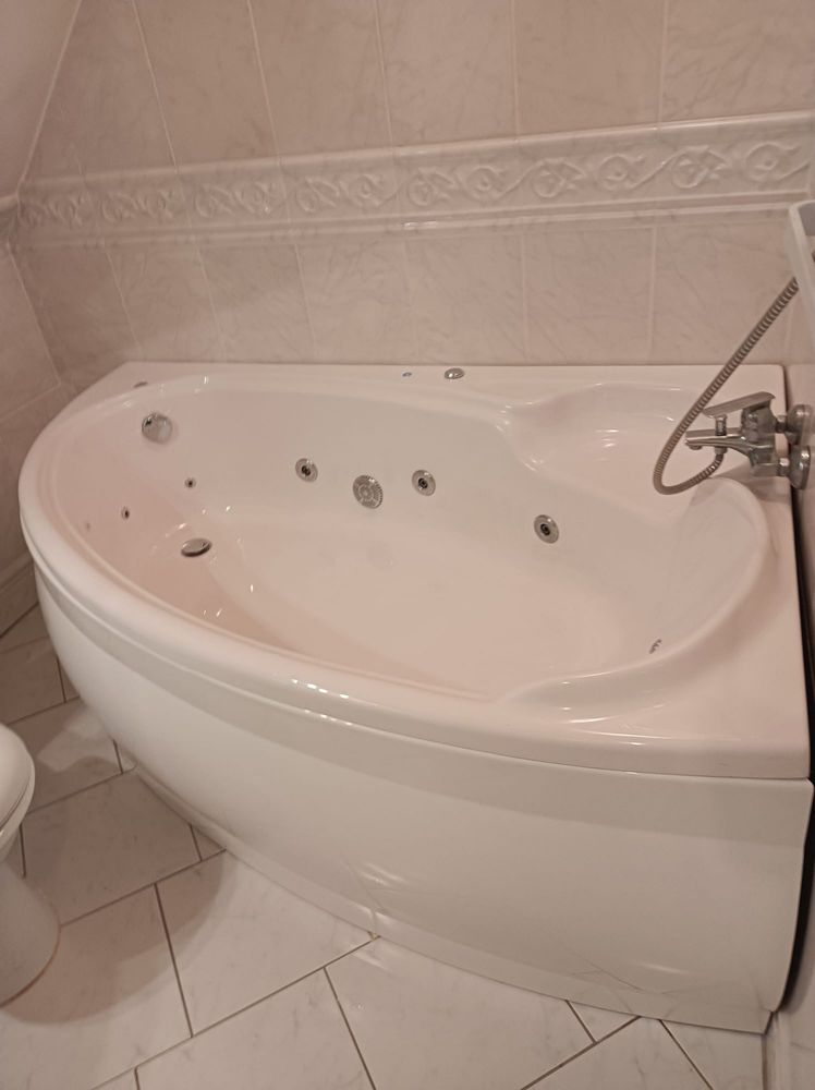Wanna z hydromasażem