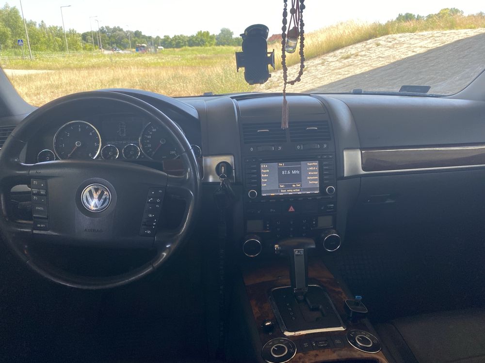 Sprzedam samochòd Volkswagen Touareg 2006 r, 3.0 D Automat w dobrym st