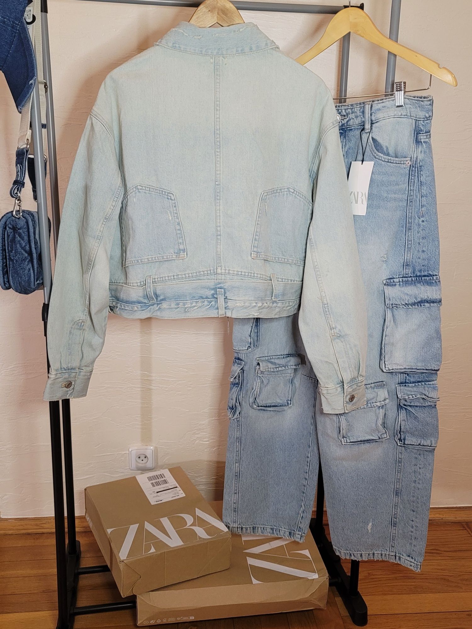 Оигінальний стильнючий джинсовий піджак оверсайз  ZARA.